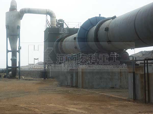 新疆哈密雙段陶?；剞D窯生產現場